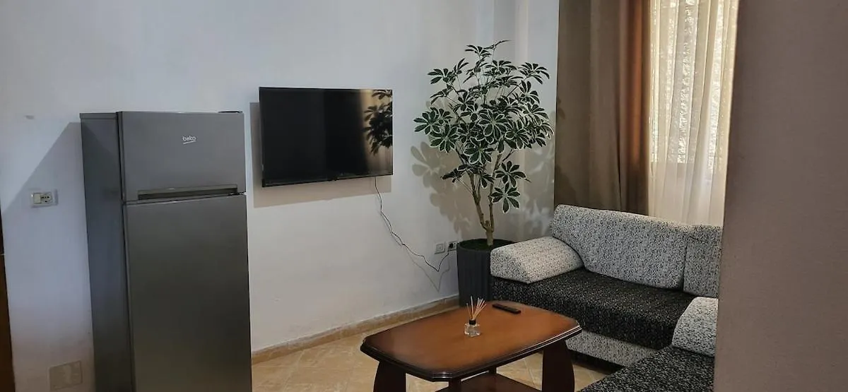 Apartment Spacious And Affordable Tirana